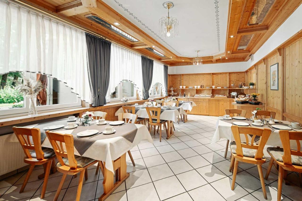 Hotel Park Cafe Reichl バート・アプバッハ エクステリア 写真