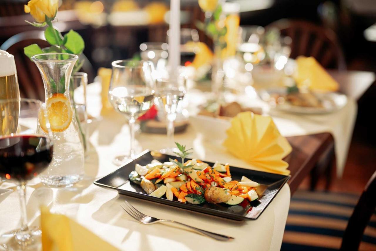 Hotel Park Cafe Reichl バート・アプバッハ エクステリア 写真